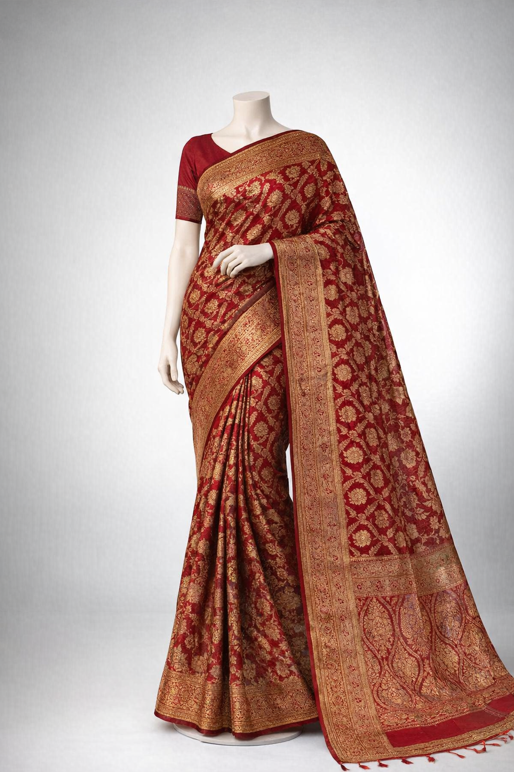 Bhavya Saree